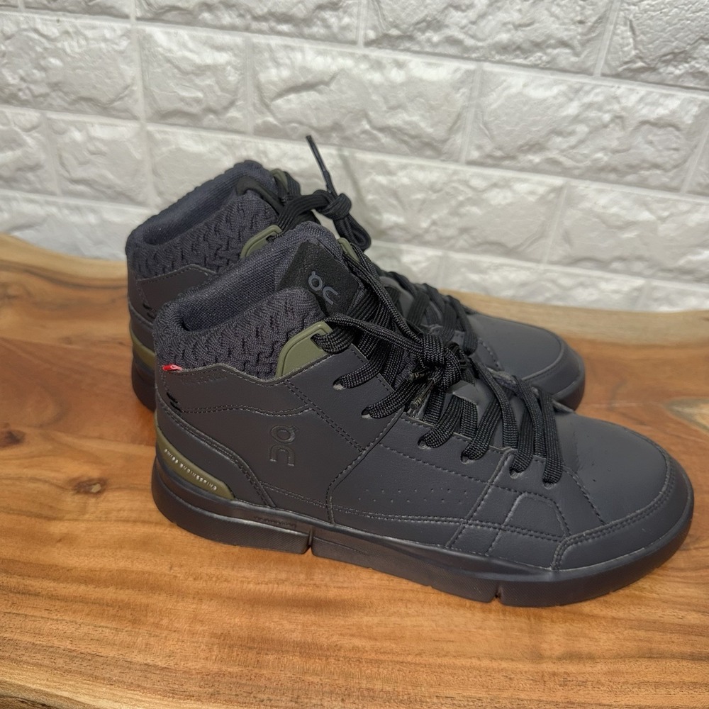 On Roger Clubhouse Mid Women 7.5 Black Olive CloudTec Speedboard Shoes NIB - Picture 4 of 9